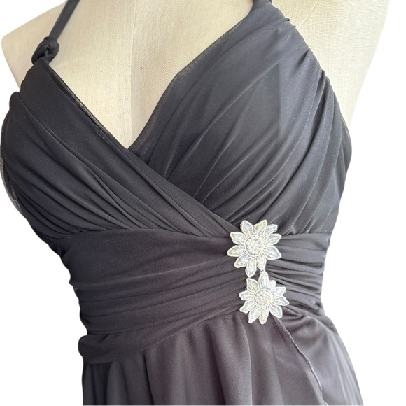 Y2K Halter Flower Accent Dress size Large *Runs Small - Picture 10 of 10
